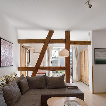 Ferienwohnung 'Alte Schule' Нинхаген Экстерьер фото